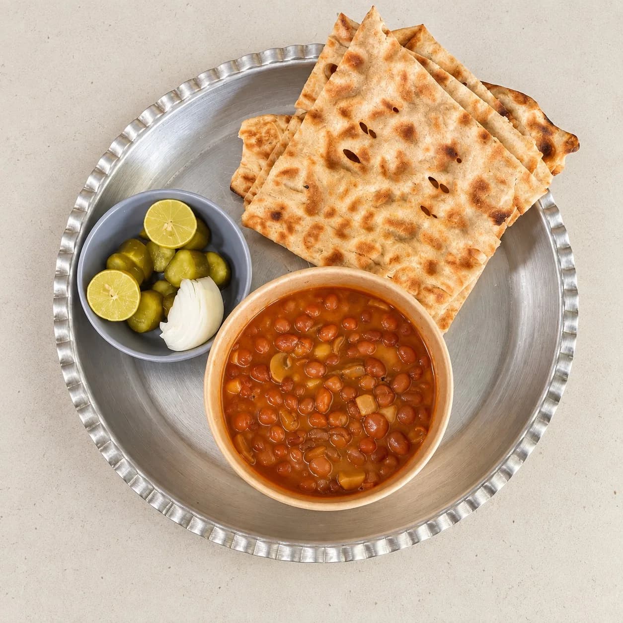 خوراک لوبیا و قارچ